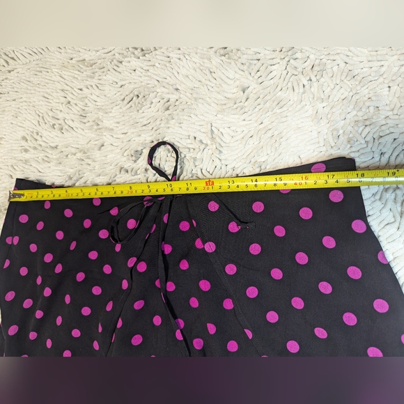 Material Girl black with pink polka dot Shorts- size XL - Picture 5 of 5